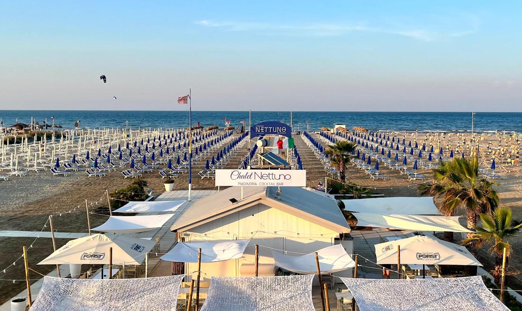 Hotel Columbia Frontemare 里米尼 外观 照片